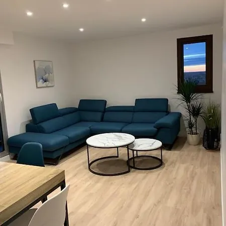 Refait A Neuf Avec Vue Sur La Apartment Poitiers